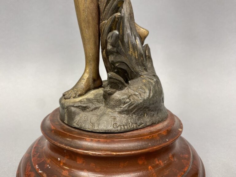 Emile BRUCHON (1806-1895), d'après - Chloé - Sculpture en régule patiné doré -…