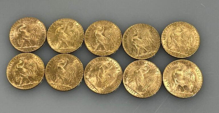 Ensemble comprenant 10 pièces de 20 francs or (900‰) de type "Marianne-Coq" - 1…