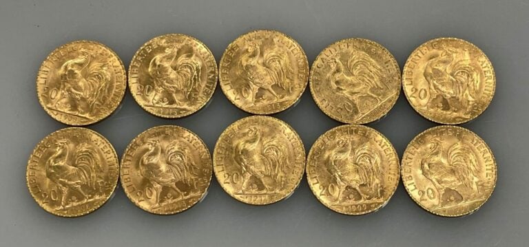 Ensemble comprenant 10 pièces de 20 francs or (900‰) de type "Marianne-Coq" - -…