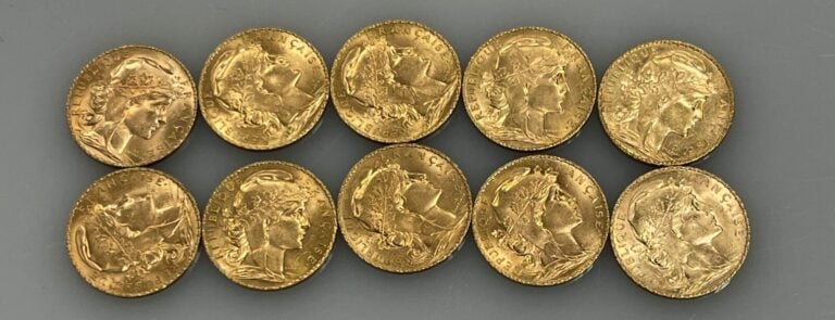 Ensemble comprenant 10 pièces de 20 francs or (900‰) de type "Marianne-Coq" - 2…