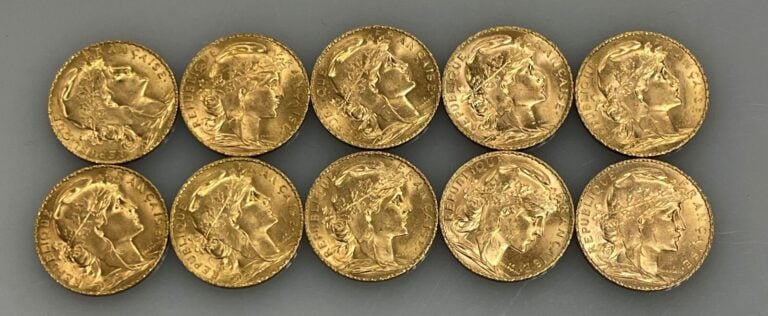 Ensemble comprenant 10 pièces de 20 francs or (900‰) de type "Marianne-Coq" - 2…