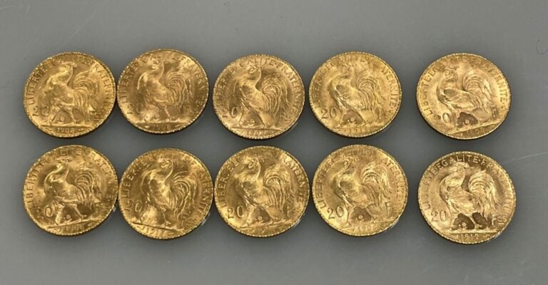 Ensemble comprenant 10 pièces de 20 francs or (900‰) de type "Marianne-Coq" - -…