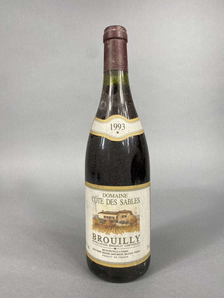 Ensemble de six bouteilles comprenant : - - Nuits Saint Georges, Les cailles, 1…