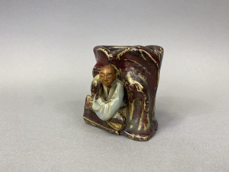 Japon, Epoque Meiji, Sumidagawa - Pot à pinceaux en grès émaillé dans les tons…