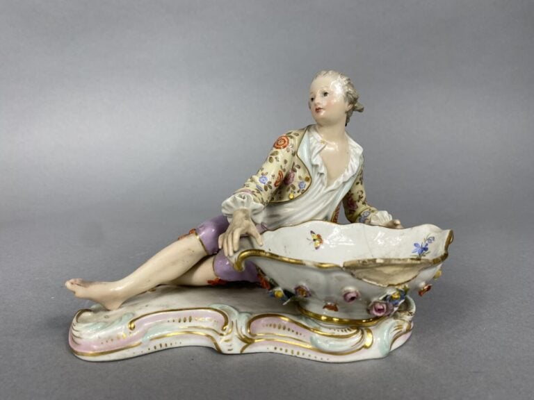 MEISSEN - Paire de salières en porcelaine émaillée polychrome formant pendant f…