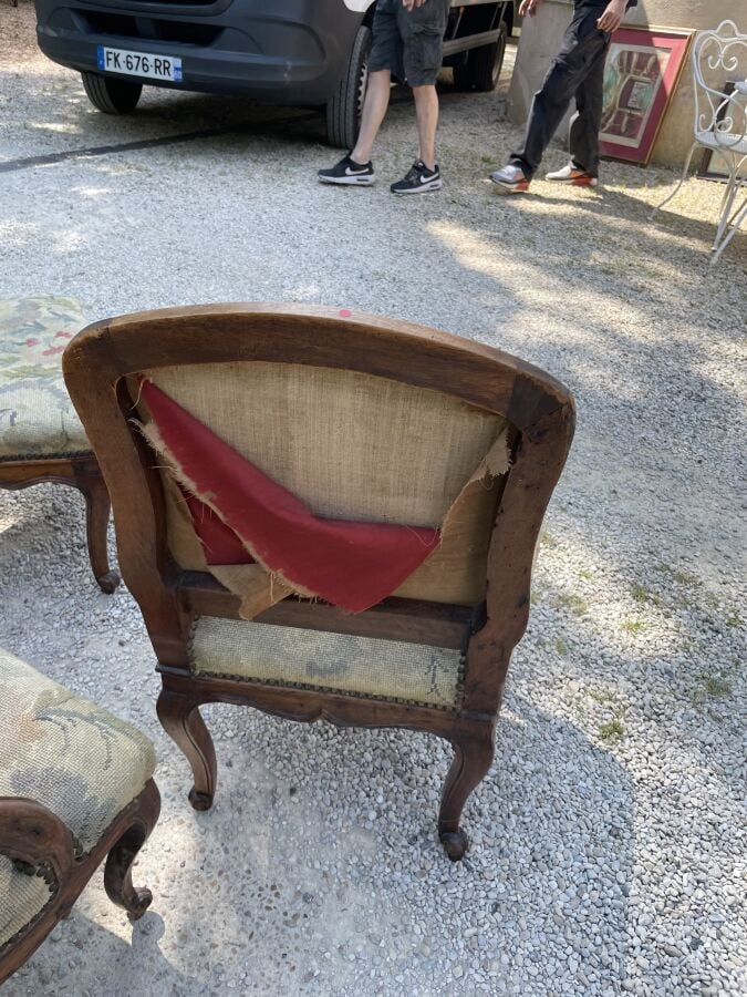 Mobilier de salon tapisserie aux points en bois naturel comprenant une paire de…