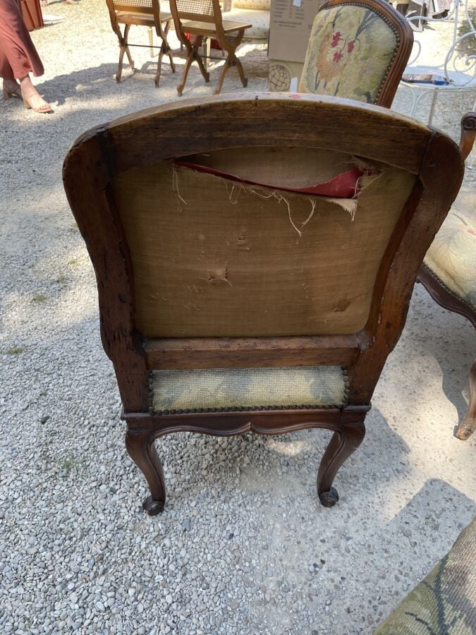 Mobilier de salon tapisserie aux points en bois naturel comprenant une paire de…