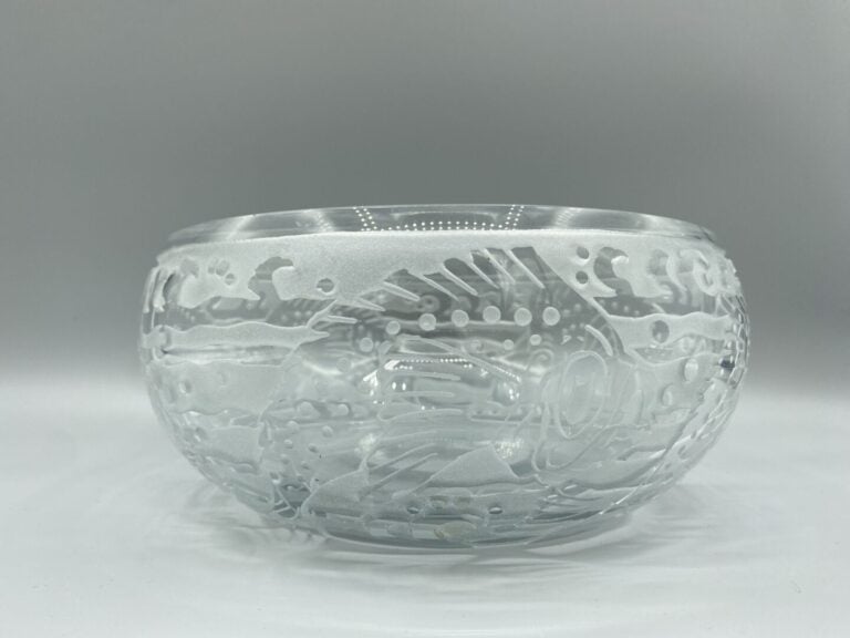 MULLER - LUNEVILLE. France - Coupe en cristal à décor de frise de poissons déga…