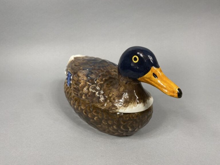 Terrine en céramique émaillée polychome en forme de canard - 16 x 11 x 30 cm