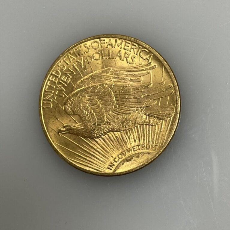 Une pièce de 20 Dollars en or (900‰) Saint-Gaudens " Double Eagle" - 1920 - 33.…