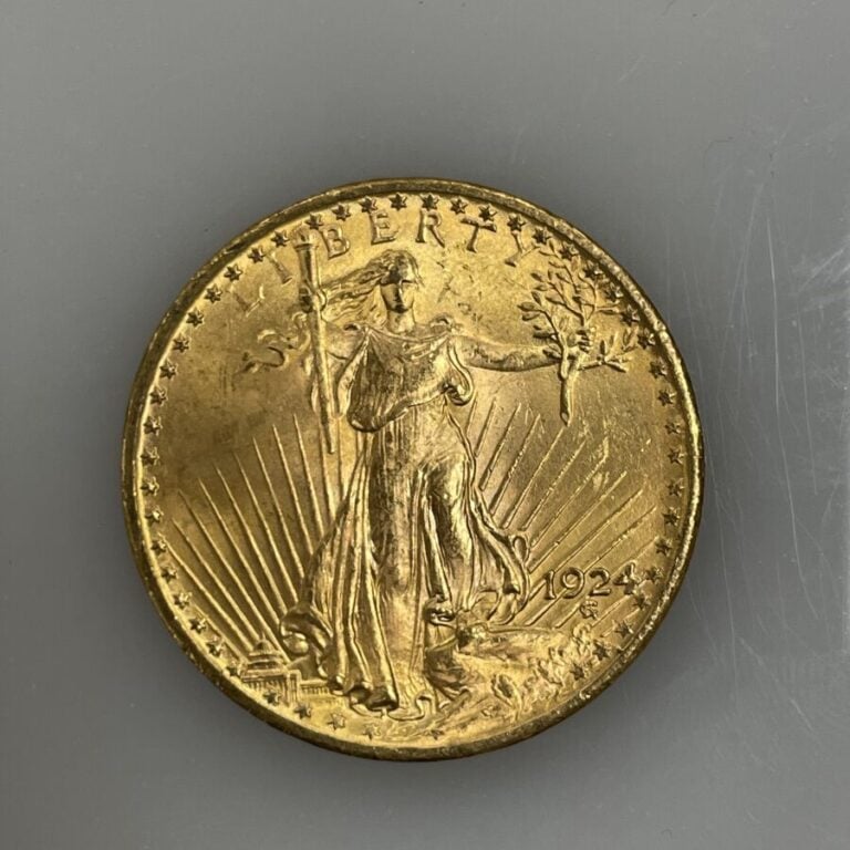 Une pièce de 20 Dollars en or (900‰) Saint-Gaudens " Double Eagle" - 1924 - 33.…