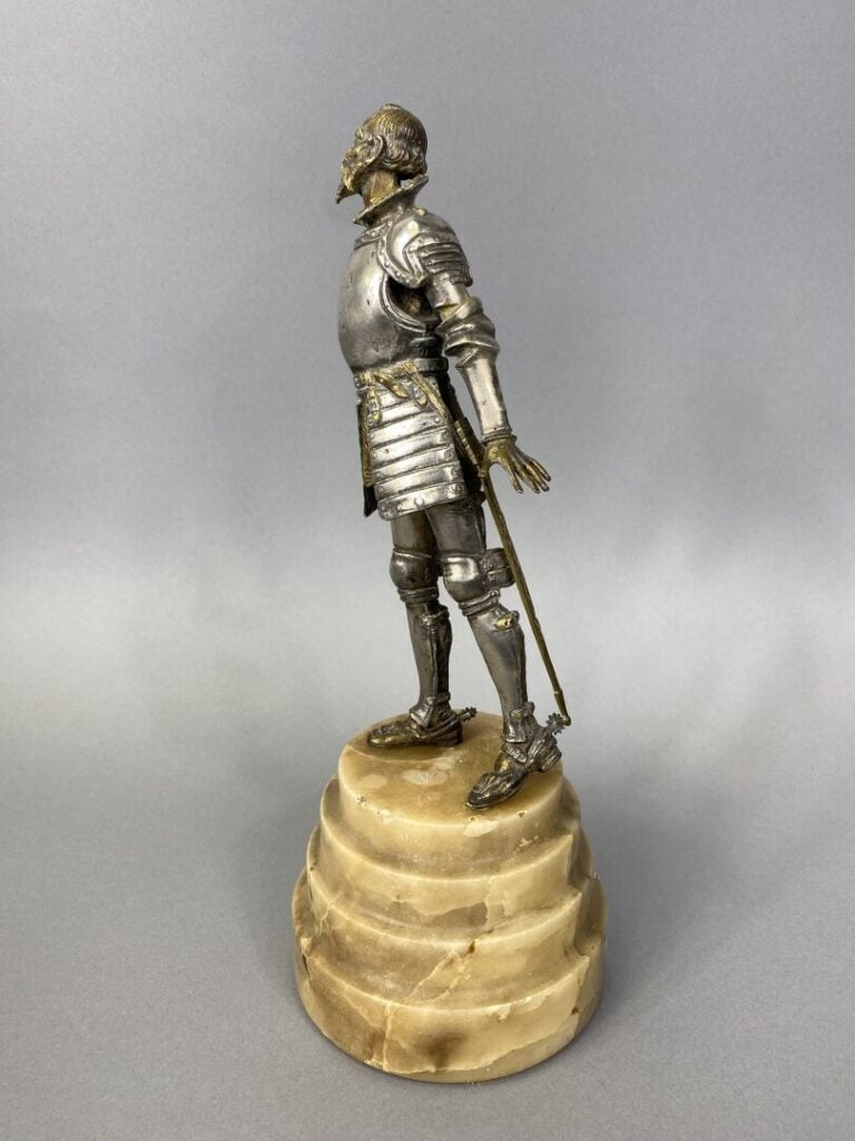 ZUMEL (XXe) - Sujet en bronze argenté partiellement doré figurant Don Quichotte…