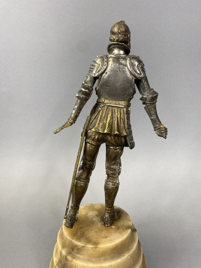 ZUMEL (XXe) - Sujet en bronze argenté partiellement doré figurant Don Quichotte…