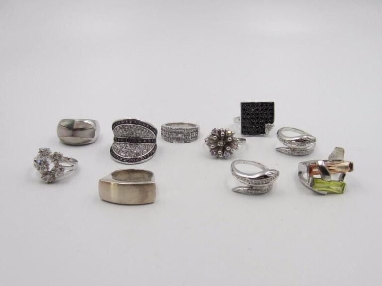10 bagues en argent 925 ‰, taille 56, pb : 88 g