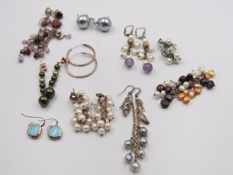 10 paires de pendants ou boucles d'oreilles monture argent 925 ‰, pb : 115 g