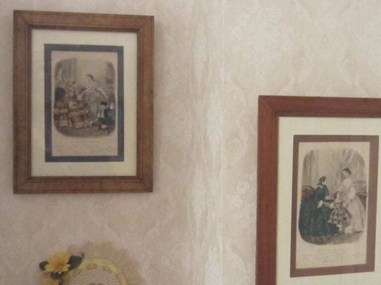 2 gravures encadrée