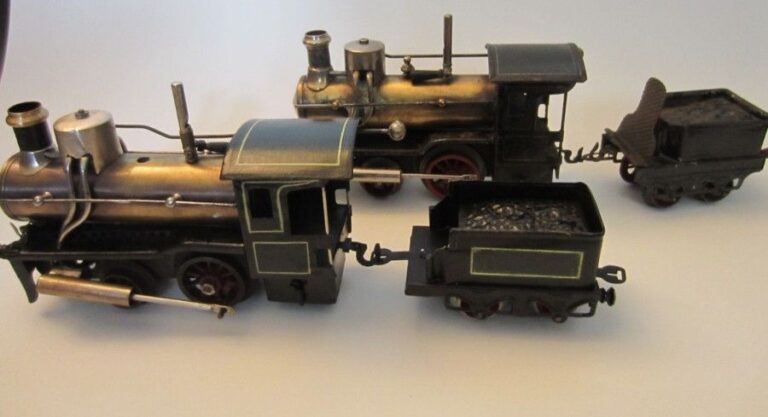 2 Locomotive Schoënner - Allemagne - vers 1900 - type 110 - modèles à vapeur vive, inversion de marche et cylindres oscillants - écar