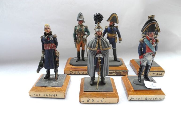 6 figurines de Debercy