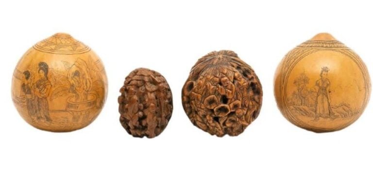 ACCUMULATION DE QUATRE (4) CURIOSITES