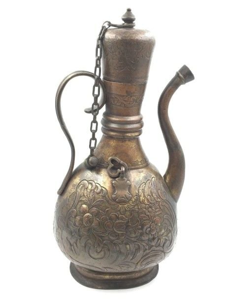 Aiguière de pèlerin ottomane en tombak