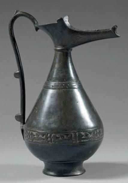 Aiguière zoomorphe Bronz