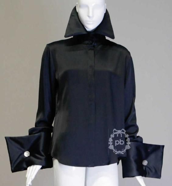 (automne-hiver 2001/02, look n°28)