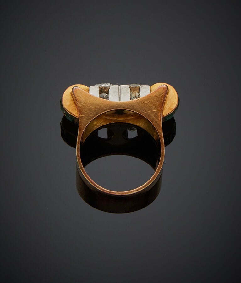 BAGUE chevalière "Tank" en platine (min. 800‰) et or jaune (585‰) 14 carats, in…