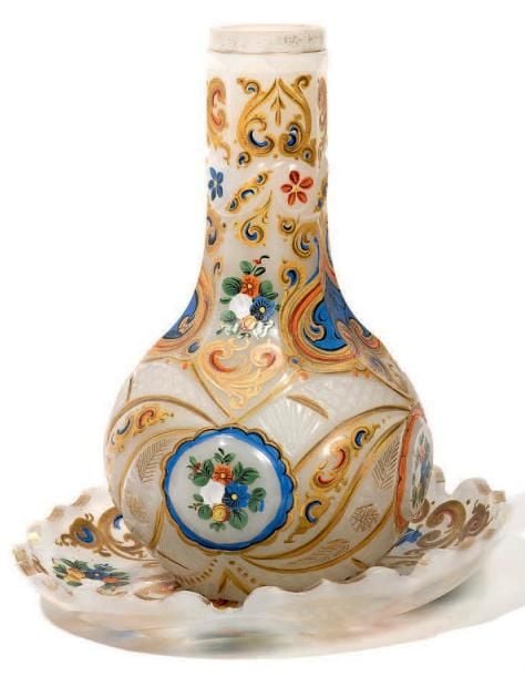 *Base de narguileh et sa coupelle en opaline