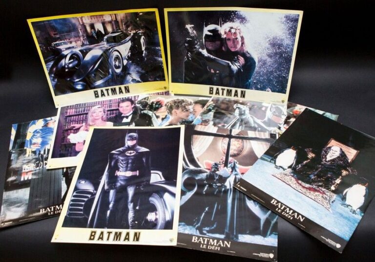 Batman Warner Bros - Lot de 10 photos d'exploitations - 6 de Batman le Defi et 4 de Batman En pochette kraft raturée 1989-1992 France Dimension: 30 x 41 cm - Trous de punaises aux coins