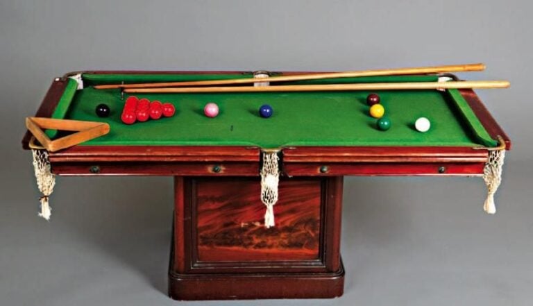 BILLARD ANGLAIS DE YACHT Montant en acajou et bronz
