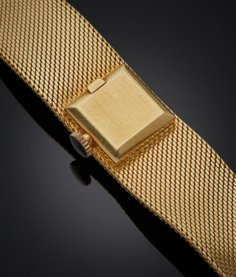 BLANCPAIN - BRACELET MONTRE carrée de dame en platine (min. 800‰) et or jaune (…