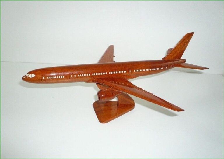 BOEING B77