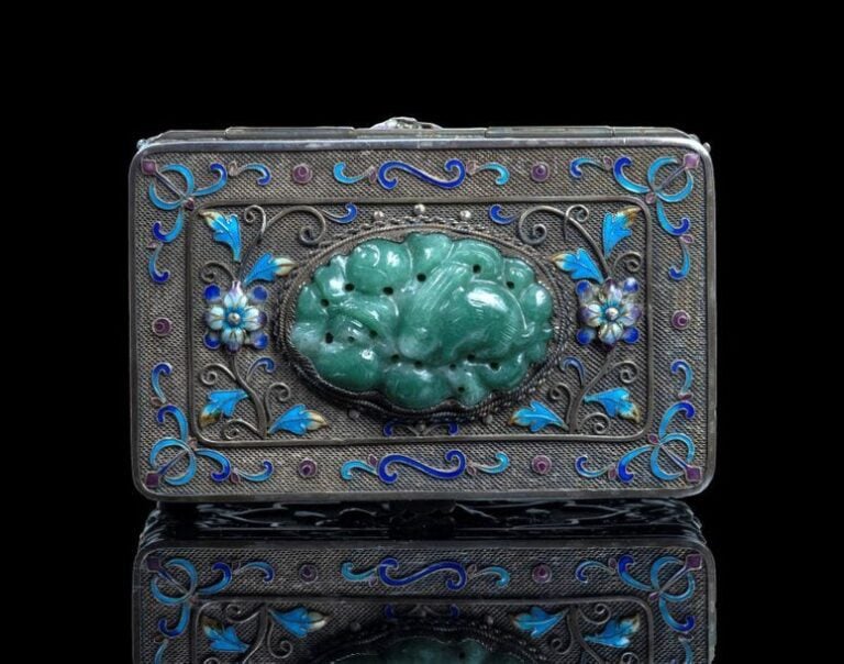 BOÎTE EN ARGENT