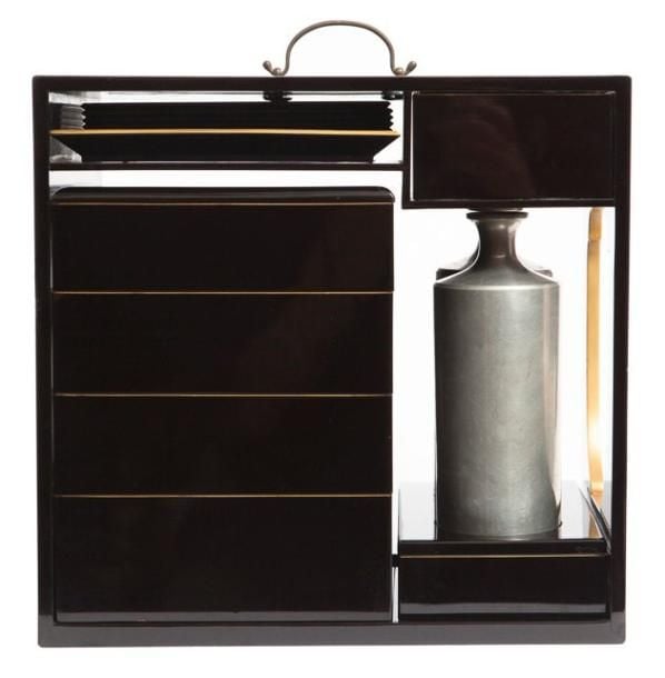 Boite pour Hanami bento (boite pour piquenique) portable et laquée noir