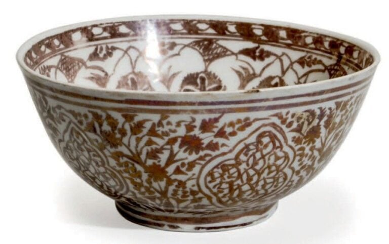 Bol à décor végétal de lustre métallique
