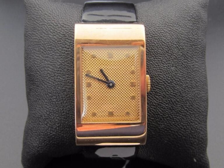BOUCHERO