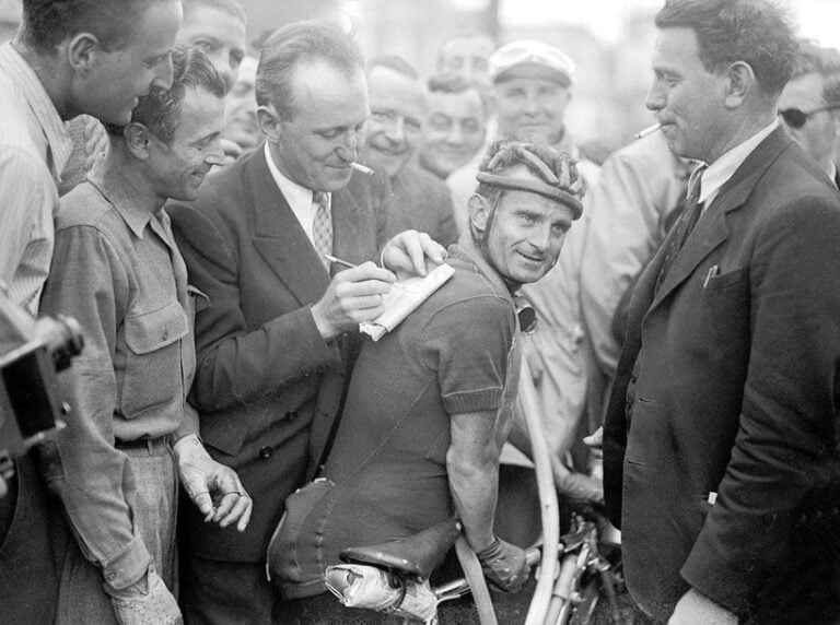 Bourvil et Jean Robic - Tour de France 1948 ©Collections L’Équipe L'Équipe 30 juin 194