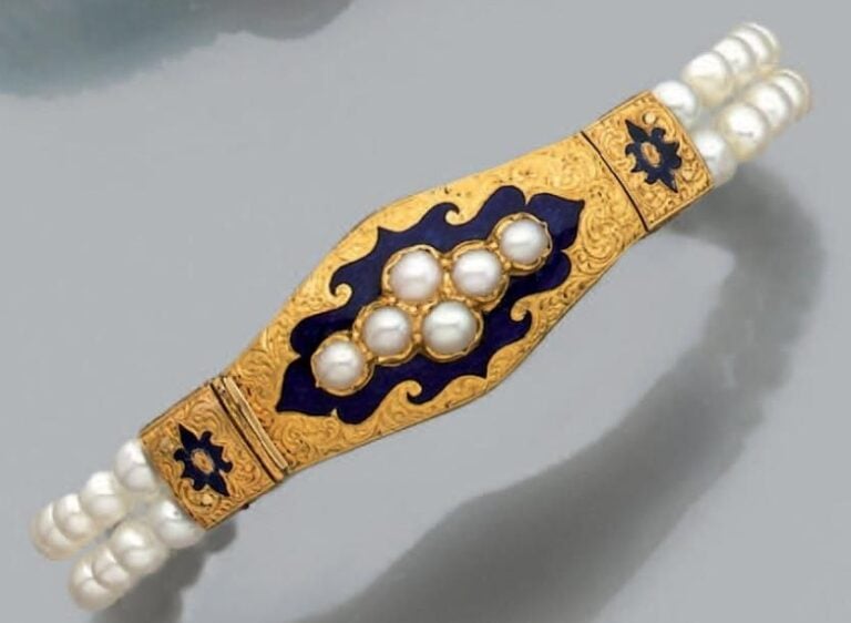 BRACELET de perles de cultur