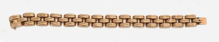BRACELET en or jaune (750 millièmes) ajouré à motifs de godron