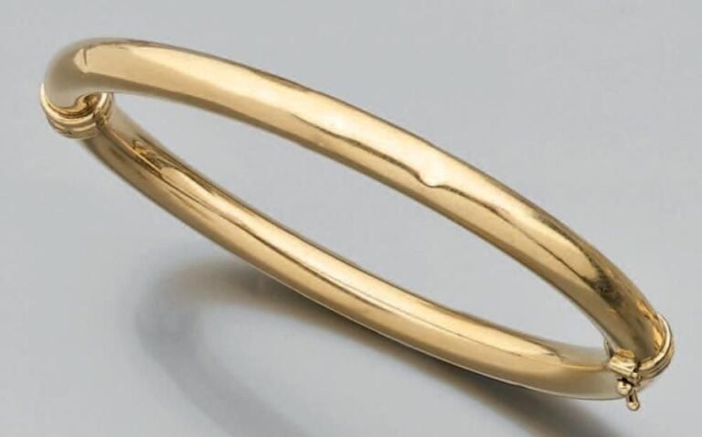 BRACELET jonc ouvrant en or jaun