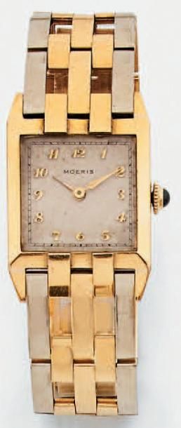 BRACELET MONTRE carrée en or jaun