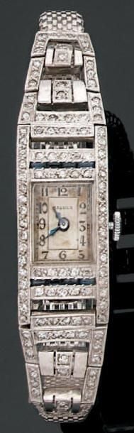 BRACELET MONTRE de dame rectangulaire en platine et or gri