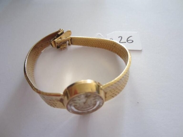 BRACELET MONTRE de dame, ronde, en or jaun