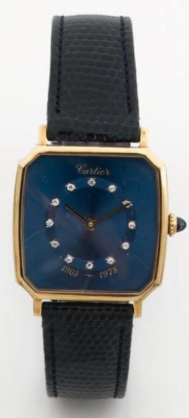 BRACELET MONTRE de forme octogonale en or jaun