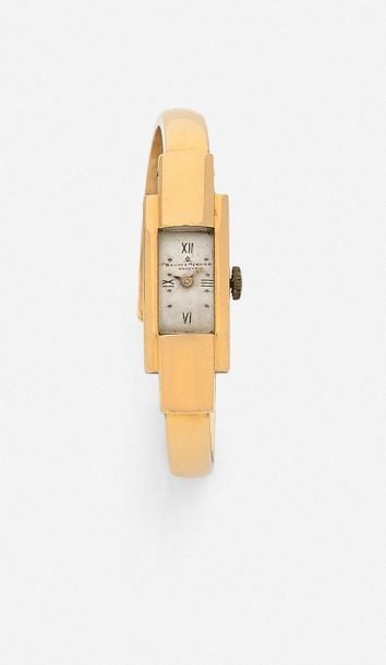 BRACELET MONTRE rectangulaire de dame en or jaune (750 millièmes