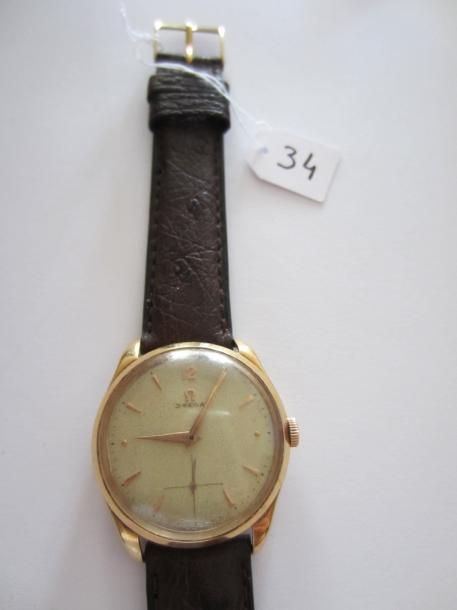 BRACELET MONTRE ronde en or jaun