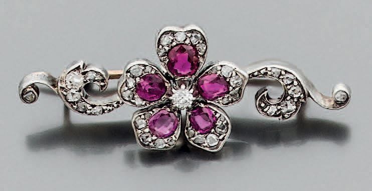 BROCHE barrette «fleur» en or jaune (585 millièmes) 14 carats et argent (mi