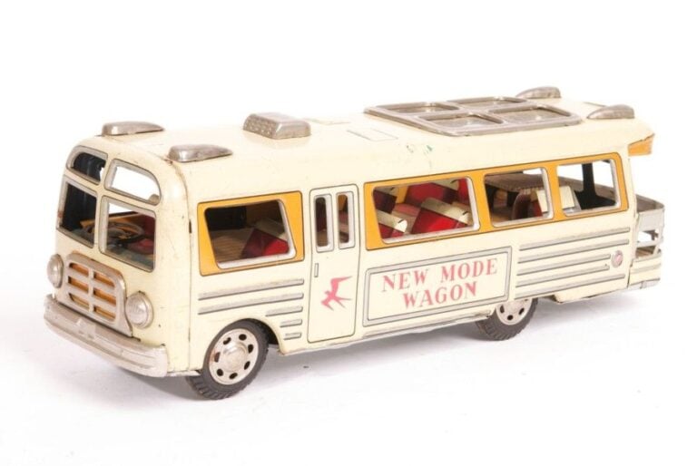 Bus «New Mobil Wagon» - Japon - 196