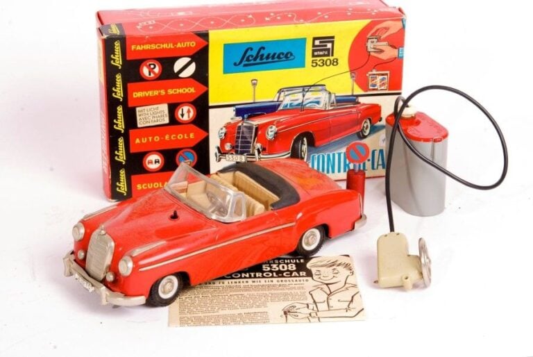 Cabriolet 220 - Schuco 5308 auto-école - 196