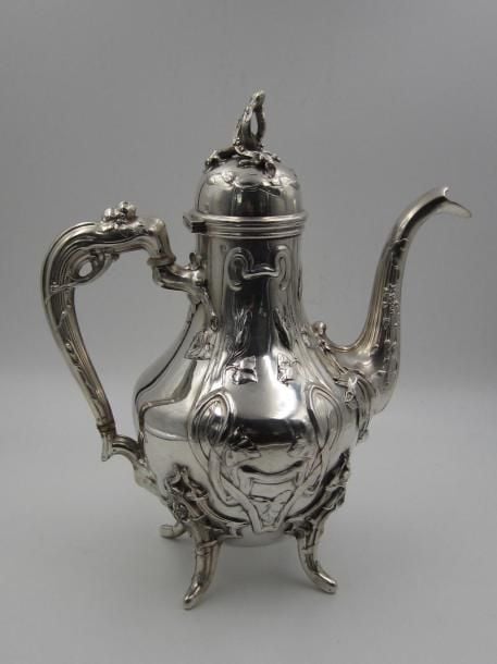 Cafetière en argent Art Nouveau,